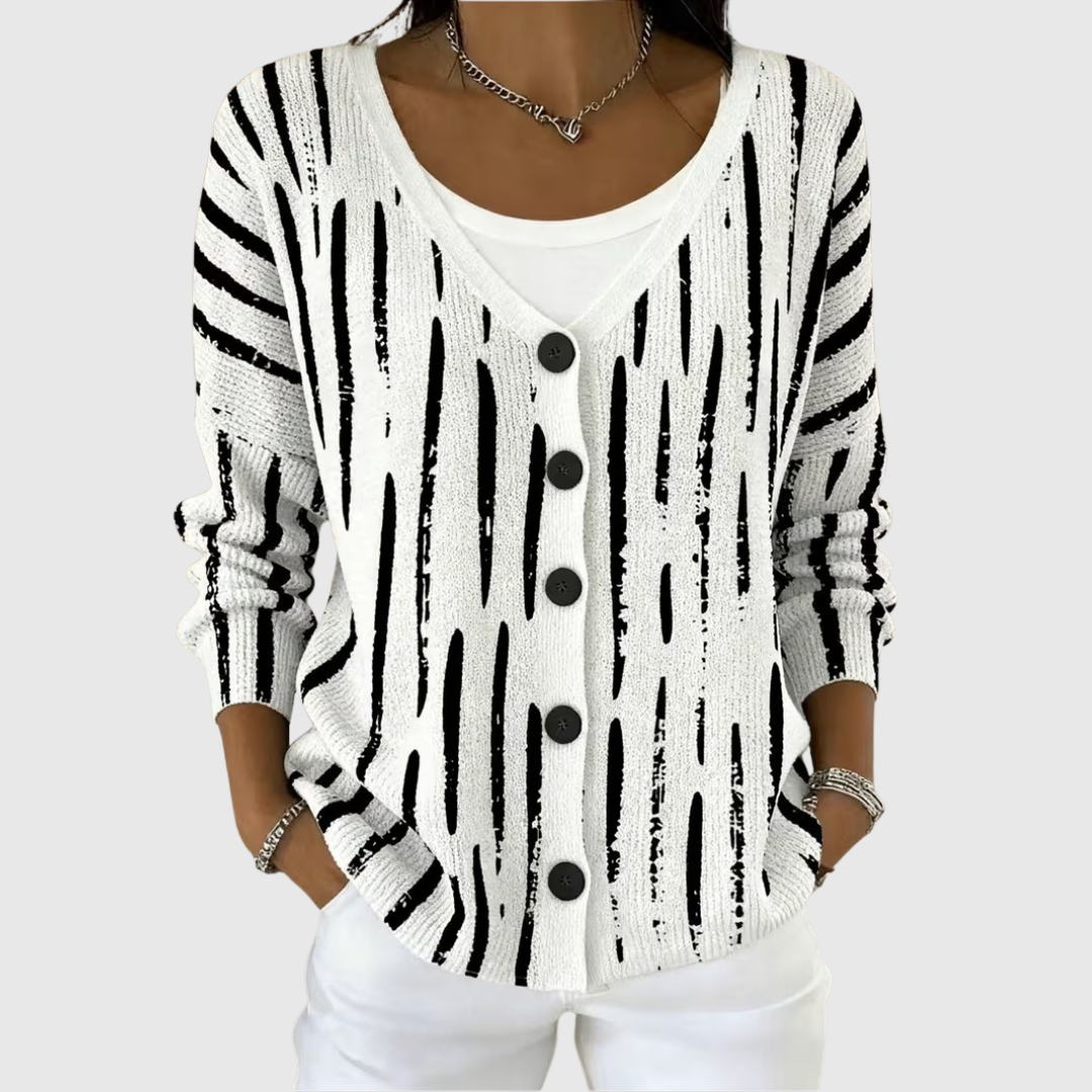 Claudia | Strickjacke mit Knopfleiste