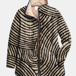 Loxana - Gesteppte Jacke mit handgezeichnetem Retro-Kreismuster