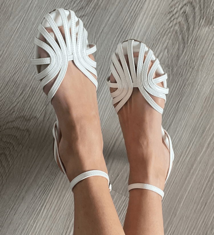 Johanna - Goldene Juwelen-Sandalen