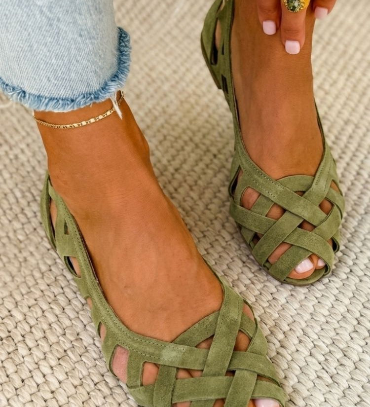 Anna - Lebhafte geflochtene Sommersandalen