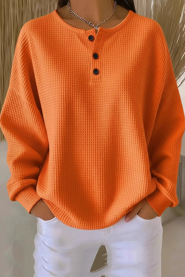 Katja - Lockerer Pullover mit Knopfleiste in Orange