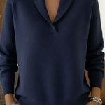 Nicole - Pullover mit V-Ausschnitt und Kragen in Blau