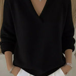 Katharina - Pullover mit tiefem V-Ausschnitt in Schwarz