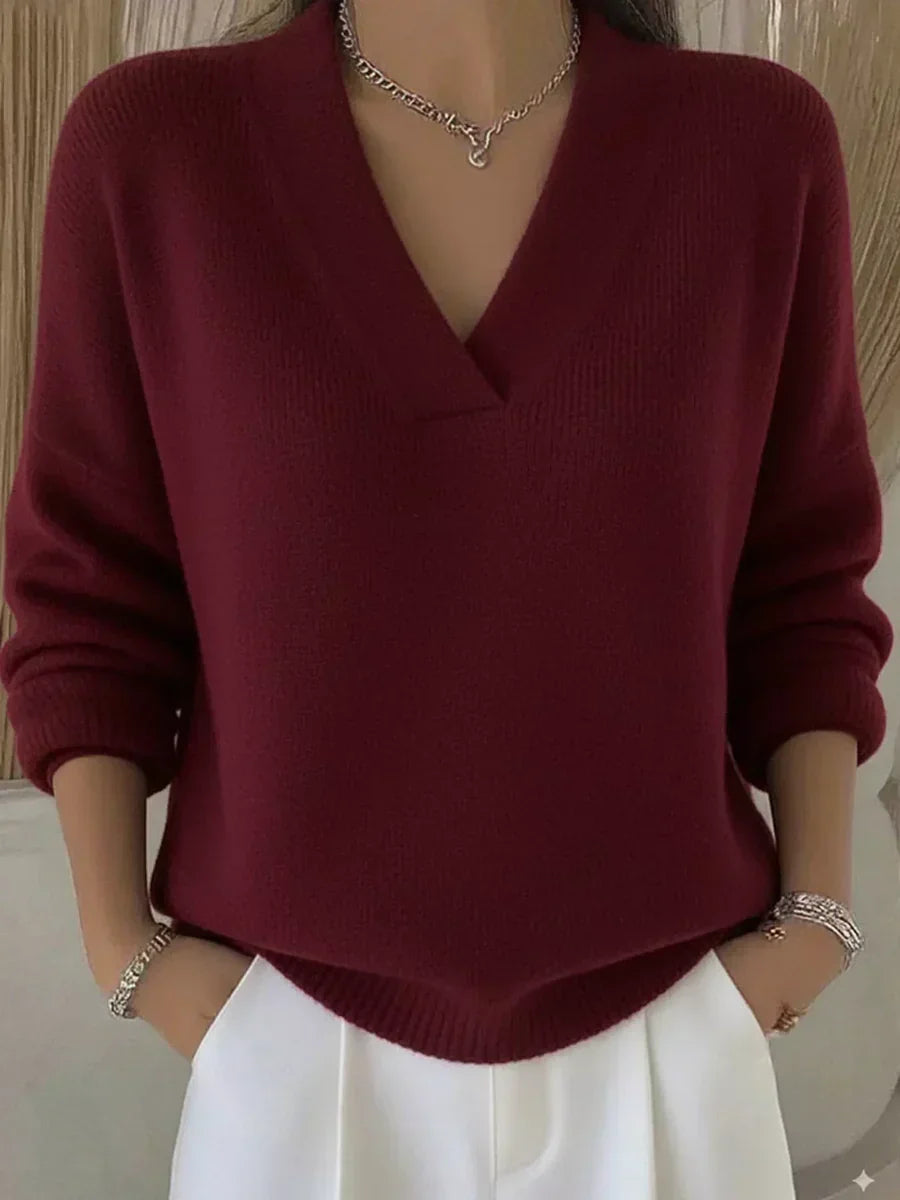 Katharina - Pullover mit tiefem V-Ausschnitt in Rot