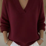 Katharina - Pullover mit tiefem V-Ausschnitt in Rot