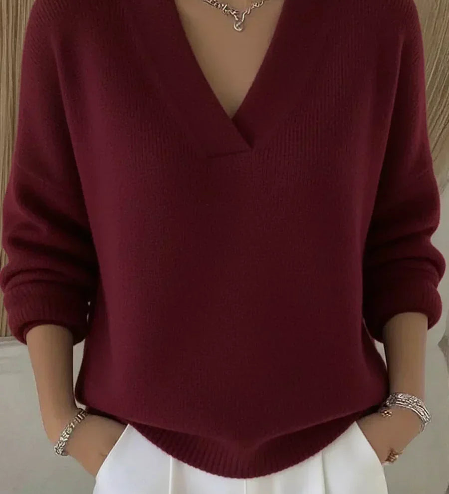 Katharina - Pullover mit tiefem V-Ausschnitt in Rot