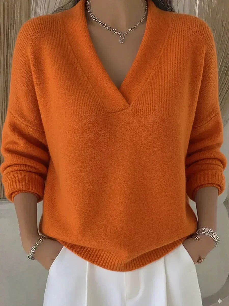 Katharina - Pullover mit tiefem V-Ausschnitt in Orange