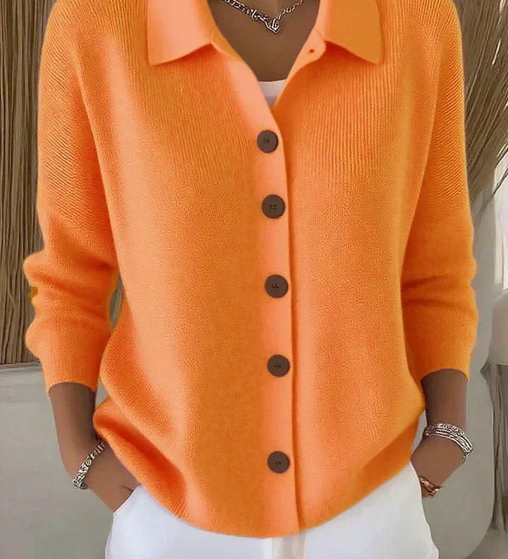 Britta - Strickjacke mit Kragen in Orange
