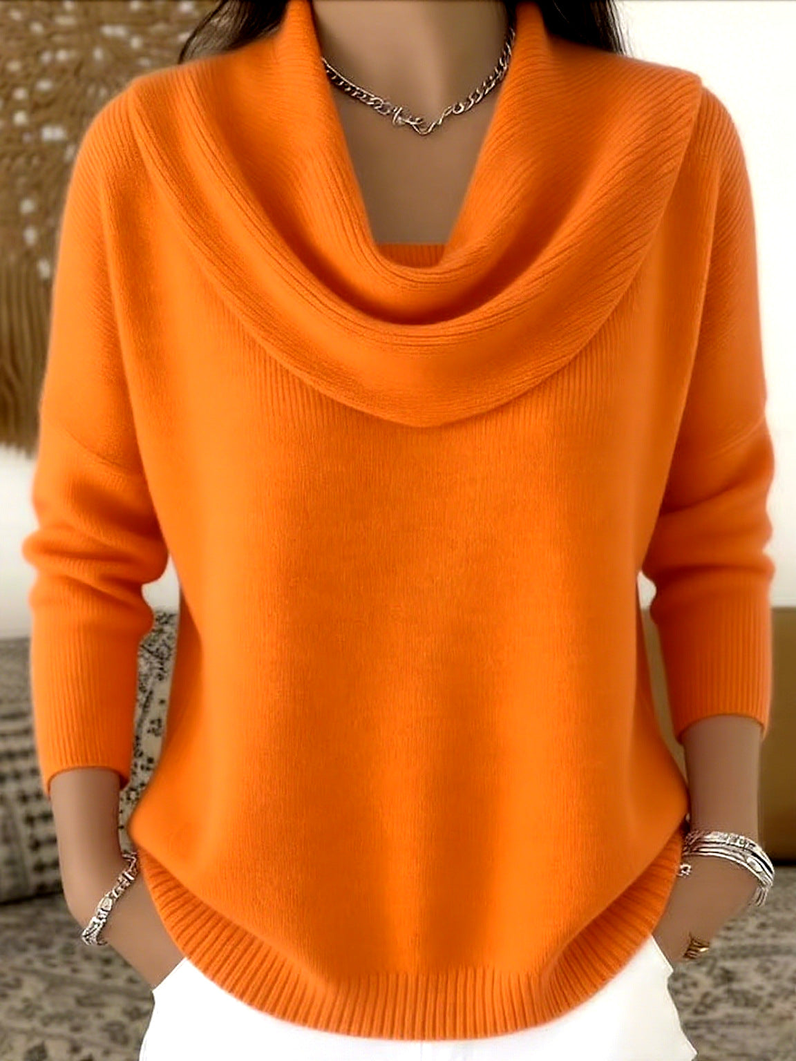 Claudia - Pullover mit Wasserfallkragen in Orange