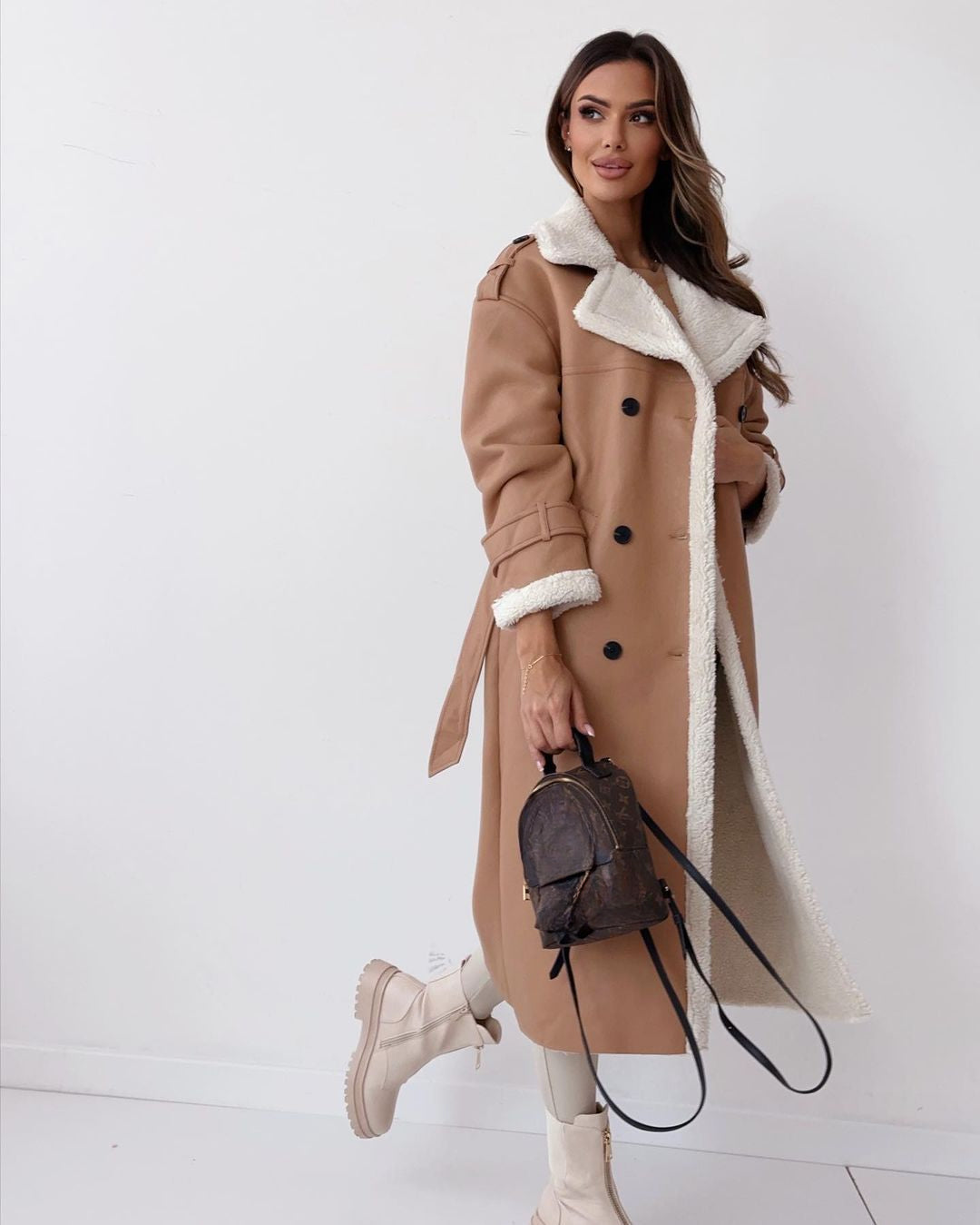 Bianca - Luxuriöser Teddymantel - Khaki