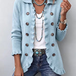 Lina - Puderblaue Strick-Rüschenjacke