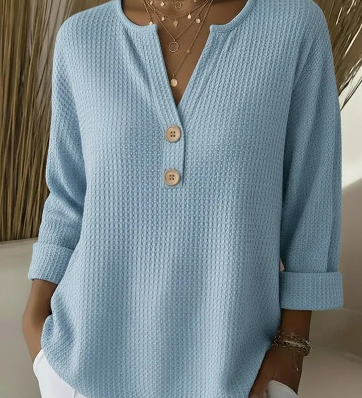 Nina - Strukturierter Pullover mit Knöpfen in Blau