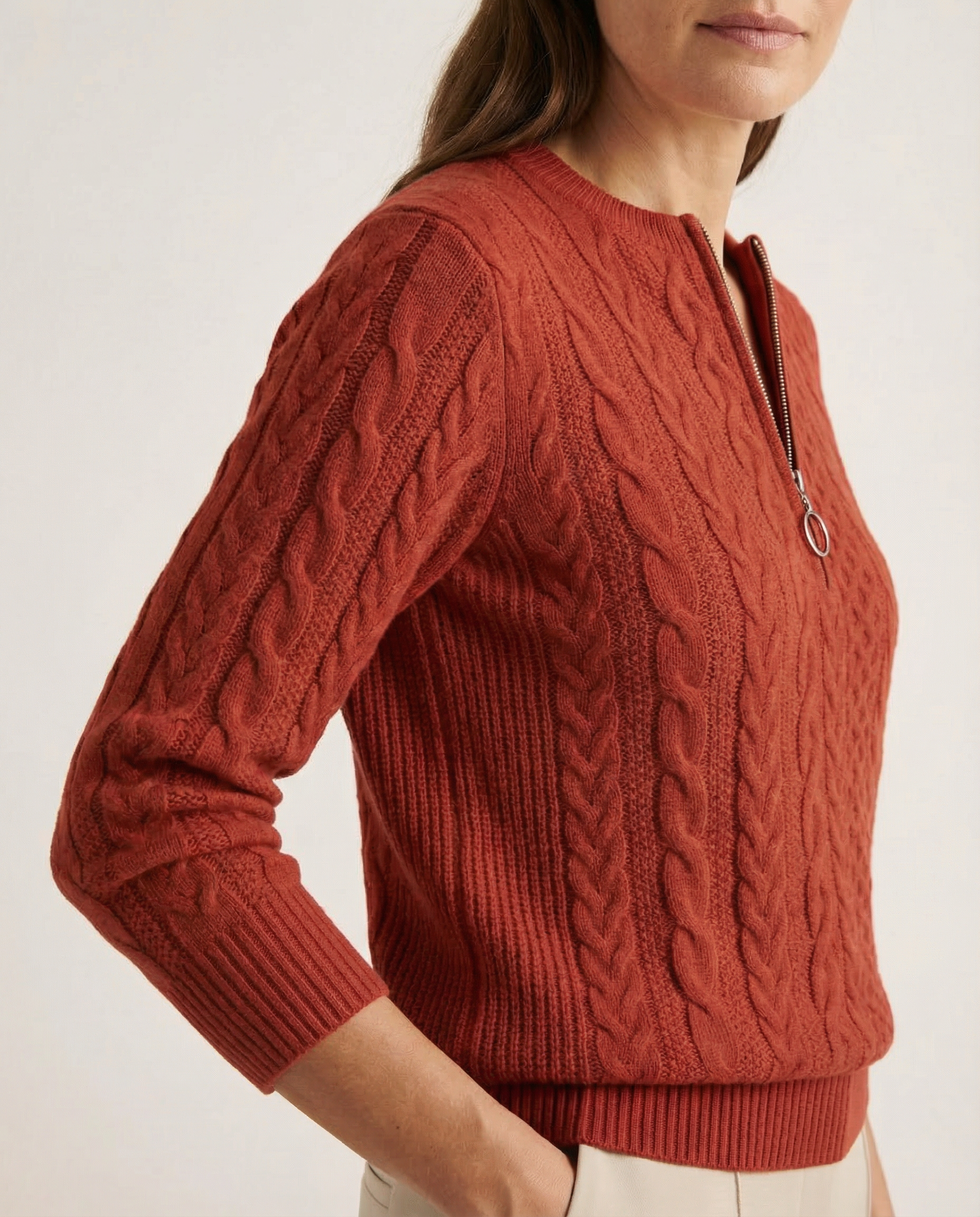 Cornelia - Zopfstrick-Pullover mit Zip in Rostrot