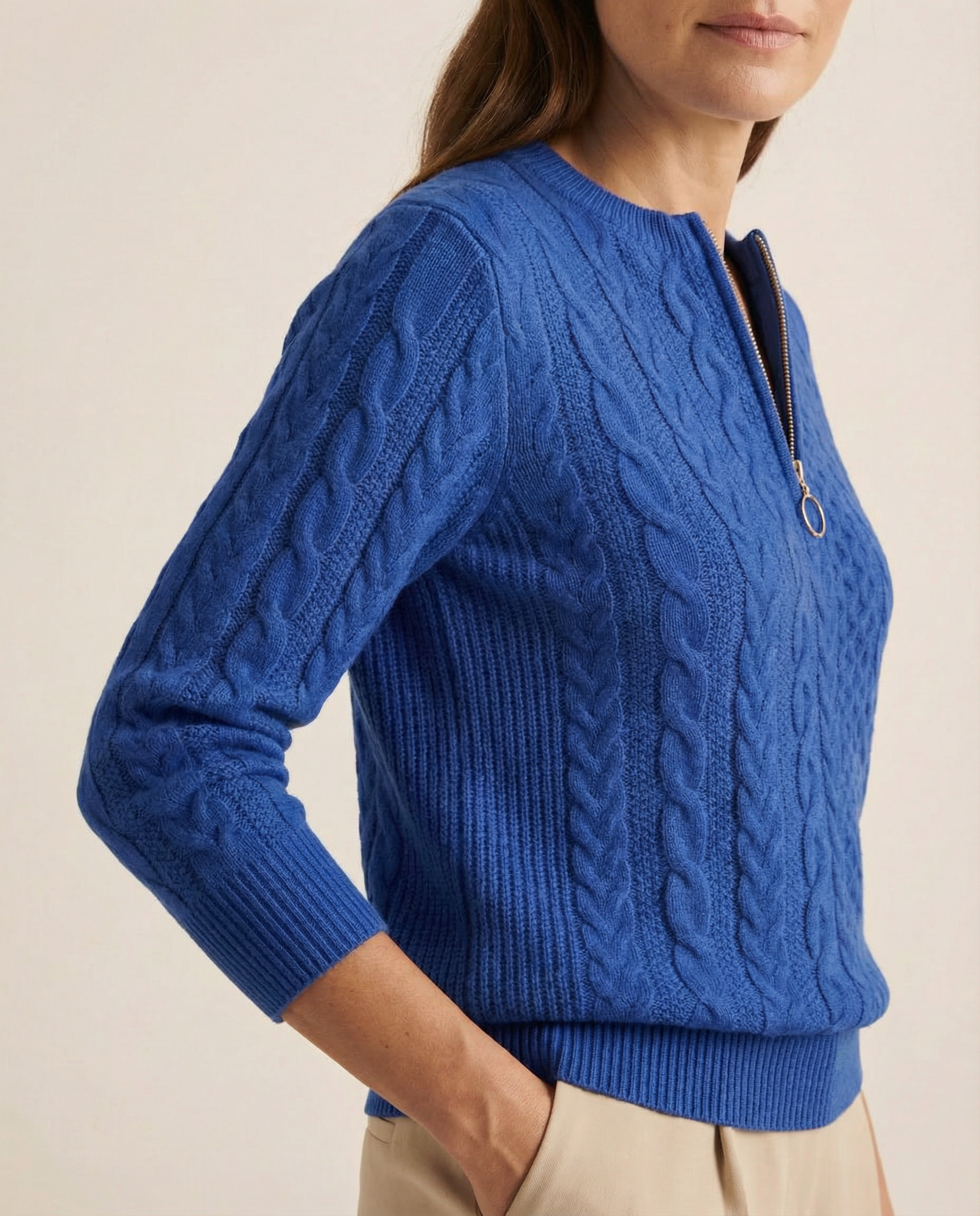 Jasmin - Zopfstrick-Pullover mit Zip in Blau