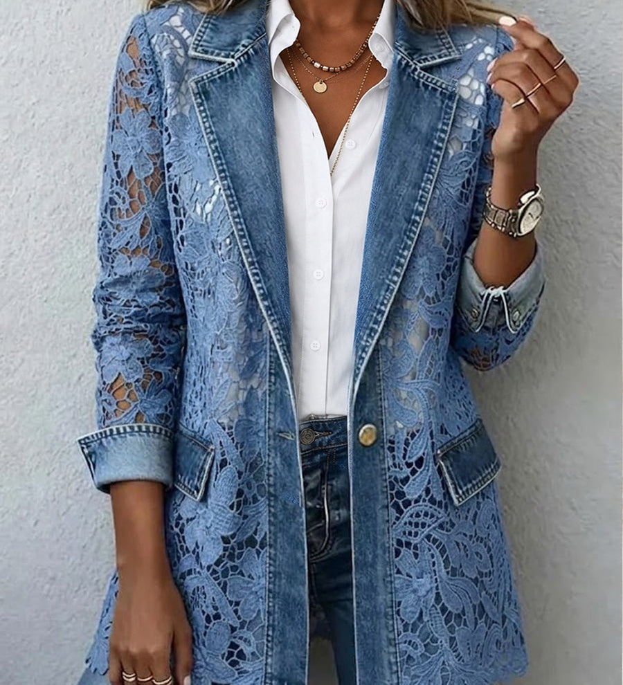 Steffi - Blauer Blazer mit Ornament-Detail
